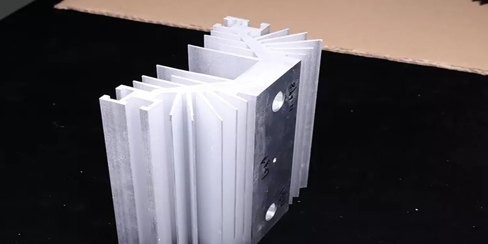 What Are Different Types Of Heat Sinks Based On Manufacturing Process?