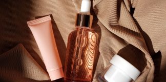 Why Partnering with a One-Stop Cosmetic Packaging Supplier Saves Time